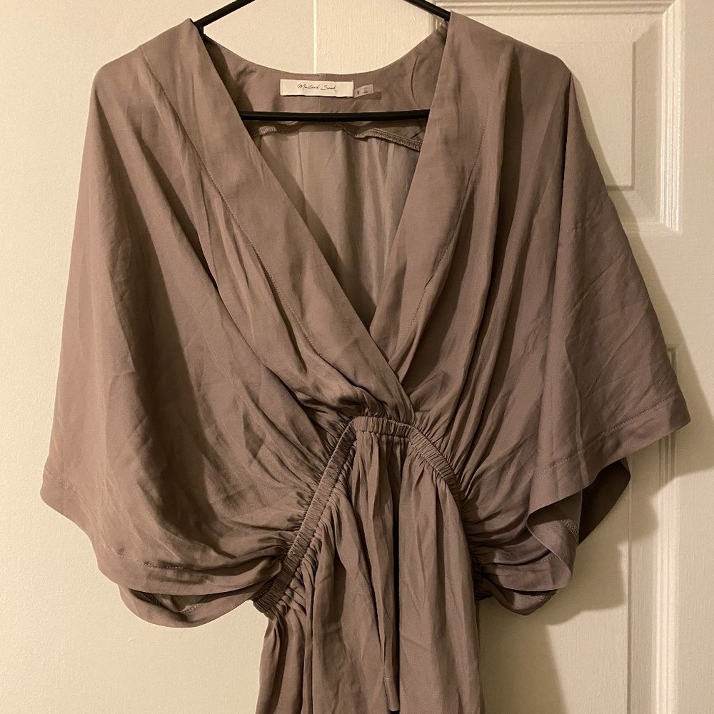 Mustard Seed Gray Top